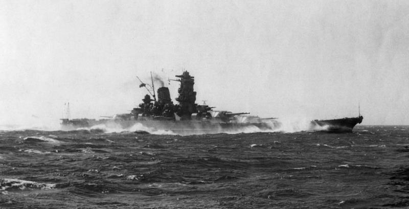 El Yamato realizando sus pruebas de mar en 1941