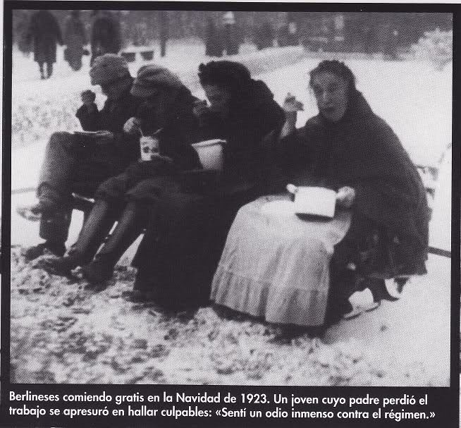 Berlineses comiendo gratis en la Navidad de 1923
