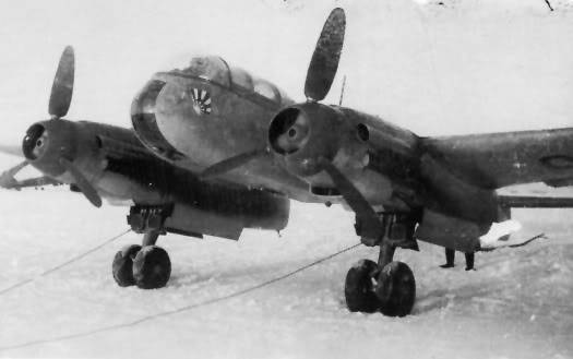 Un Arado Ar 240 A-02 código GLQB en Kharkova a comienzos de 1943