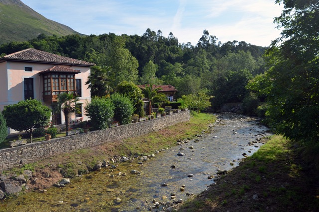 Vacaciones en Asturias y Cantabria - Blogs de España - Lagos de Covadonga y Olla de San Vicente (1)