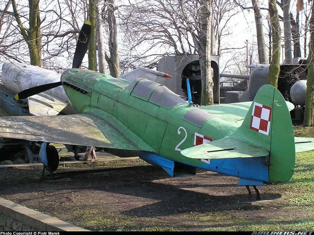 Yakovlev Yak-9 P Museo de Polonia
