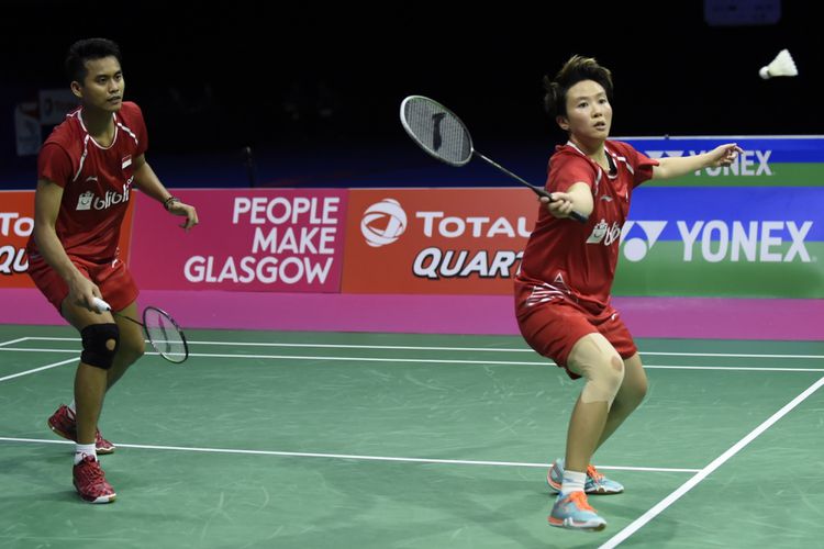 222110715-30553fee-badminton-gbr-world