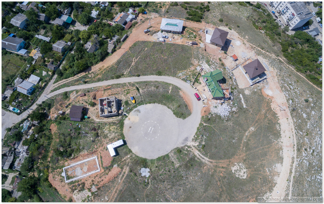 Helipad00009