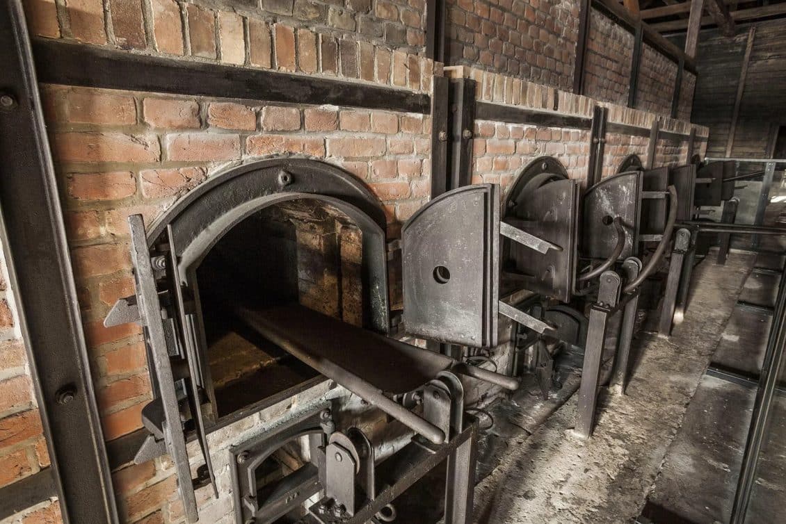 Crematorios en el antiguo campo de concentración de Majdanek Nazi
