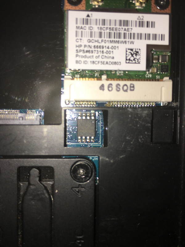 Close-up of Winbond BIOS Chip on HP Probook 430 G2 for Admin Password Reset