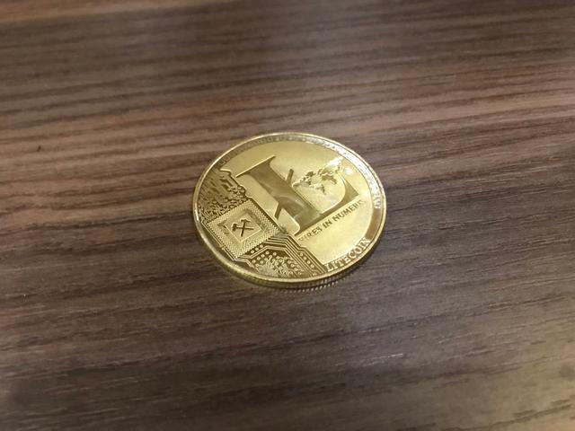 25_LTC_Litecoin_golden_phisyc_coin